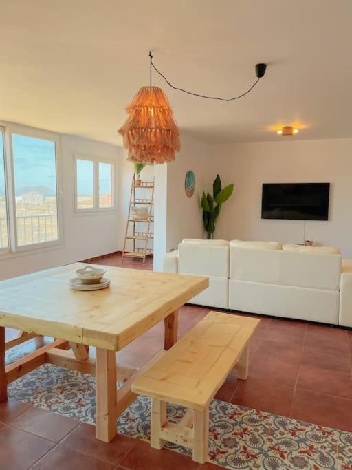Apartamento Casa Bamboo Corralejo, Espacioso, Piscina Y Parking Exterior photo